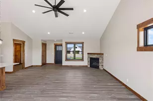 466 Coyote Way, New Richmond, WI 54017 - Photo 15