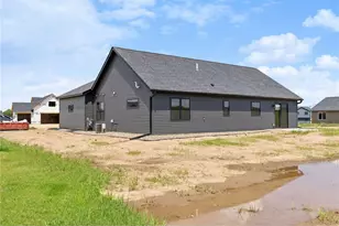 466 Coyote Way, New Richmond, WI 54017 - Photo 29