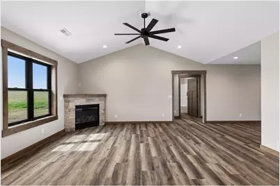 480 Coyote Way, New Richmond, WI 54017 - Photo 9