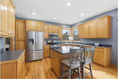 1654 Waters Edge Drive, New Richmond, WI 54017 - Photo 7