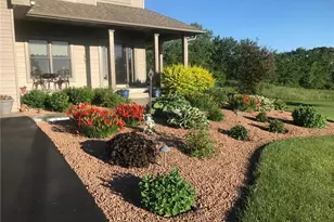 1654 Waters Edge Dr, New Richmond, WI 54017 - Photo 41