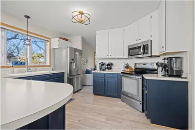 2001 Stonepine Avenue, Hudson, WI 54016 - Photo 15