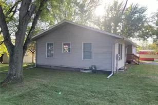 309 Bates St, Cornell,  54732 - Photo 3