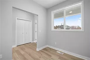 1337 Orchid Wy, New Richmond, WI 54017 - Photo 5