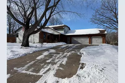 410 River Hills Road, River Falls, WI 54022 - Photo 1