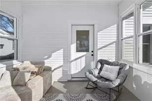 306 N Division St, Roberts, WI 54023 - Photo 5