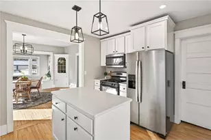 306 N Division St, Roberts, WI 54023 - Photo 15