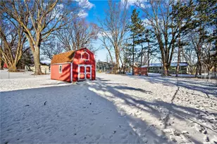 306 N Division St, Roberts, WI 54023 - Photo 31