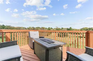 1016 W Ridge Ct, New Richmond, WI 54017 - Photo 13