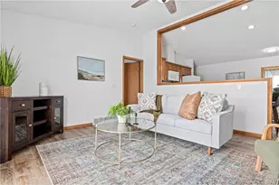 1016 W Ridge Ct, New Richmond, WI 54017 - Photo 11