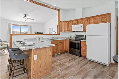 1016 W Ridge Court, New Richmond, WI 54017 - Photo 5