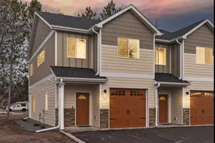 425 W 8th St, New Richmond, WI 54017 - Photo 25