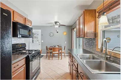 8126 Grafton Avenue, Cottage Grove, MN 55016 - Photo 9