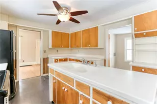 110 N Pearl St, River Falls, WI 54022 - Photo 17