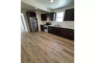 878 Washington St, Prescott, WI 54021 - Photo 5