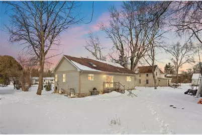 530 E 6th Street, New Richmond, WI 54017 - Photo 3