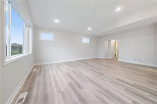 1335 Orchid Wy, New Richmond, WI 54017 - Photo 15