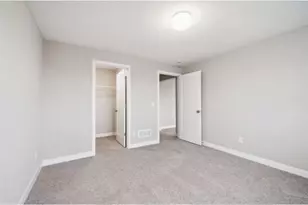 1125 Legacy Pkwy, New Richmond, WI 54017 - Photo 11