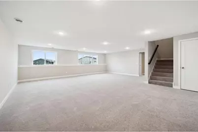 1125 Legacy Parkway, New Richmond, WI 54017 - Photo 17