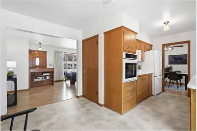 2620 Roth Place, White Bear Lake, MN 55110 - Photo 11