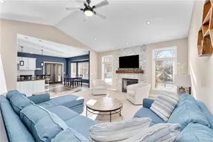 3139 Anric Dr, Eau Claire, WI 54701 - Photo 11