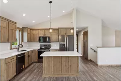 1636 72nd Avenue, Hammond, WI 54015 - Photo 3