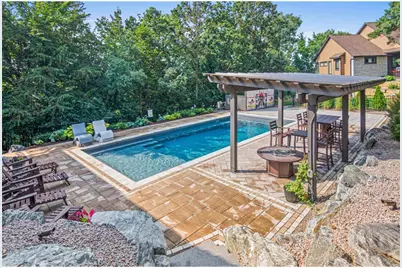 1924 Glacier Avenue, River Falls, WI 54022 - Photo 35