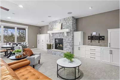 1924 Glacier Avenue, River Falls, WI 54022 - Photo 25