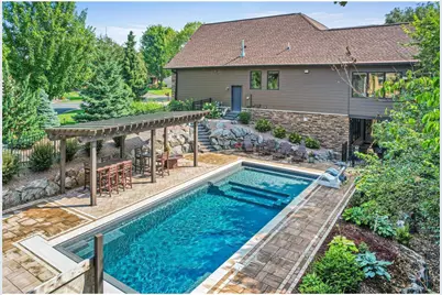 1924 Glacier Avenue, River Falls, WI 54022 - Photo 37