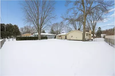1011 Hazel Street, River Falls, WI 54022 - Photo 27