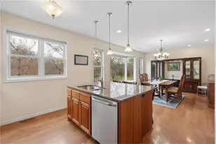 287 Plainview Dr, Troy Township, WI 54022 - Photo 17