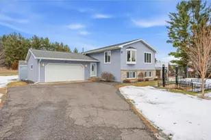 505 Chateau Ct, Somerset, WI 54025 - Photo 3