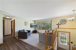 1823 Houle Cir, Hugo, MN 55038 - Photo 3