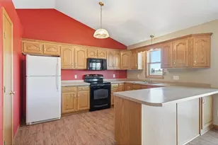 456 Walnut Ridge Dr, Glenwood City, WI 54013 - Photo 7