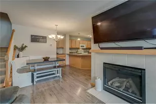 3581 Sterling Heights Dr, River Falls, WI 54022 - Photo 7