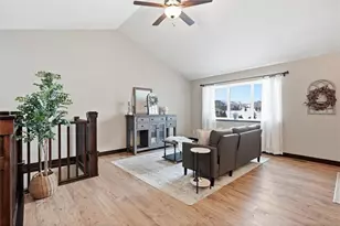 6362 Wilder Ln, Eau Claire, WI 54703 - Photo 3