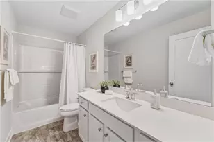 1551 Creekwood Dr, New Richmond, WI 54017 - Photo 15