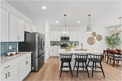 1551 Creekwood Dr, New Richmond, WI 54017 - Photo 5