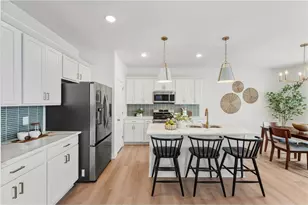 1551 Creekwood Dr, New Richmond, WI 54017 - Photo 5