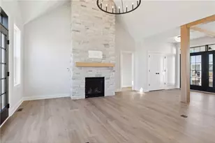 610 Field Point St, Warren Township, WI 54023 - Photo 15