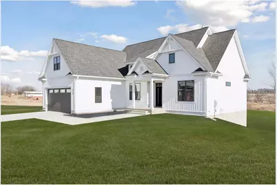 610 Field Point Street, Warren Township, WI 54023 - Photo 3