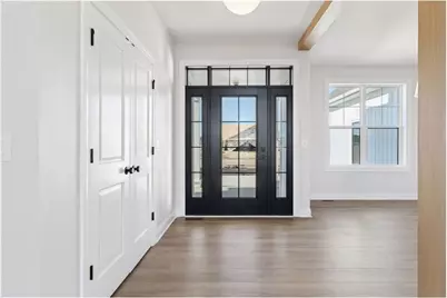 610 Field Point Street, Warren Township, WI 54023 - Photo 7