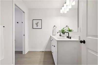 634 Franklin Street, Warren Township, WI 54023 - Photo 23