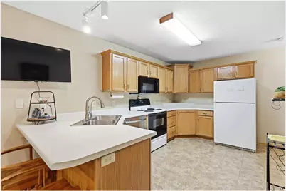 1900 Magnolia Place, Hudson, WI 54016 - Photo 11