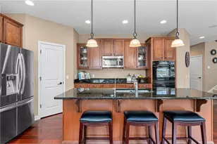 10723 Maple Blvd, Woodbury, MN 55129 - Photo 11