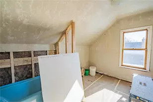 2123 8th St, Eau Claire, WI 54703 - Photo 23