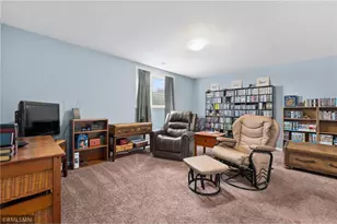 3235 W Ridge Dr, Eau Claire, WI 54703 - Photo 23