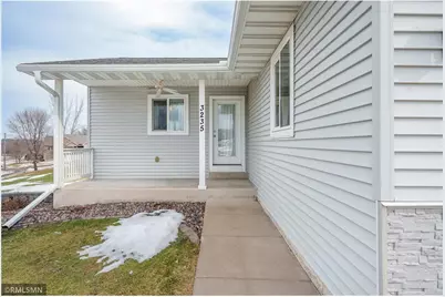 3235 West Ridge Drive, Eau Claire, WI 54703 - Photo 3