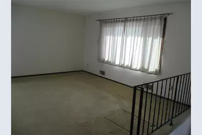 2870 Castleford Court, Woodbury, MN 55125 - Photo 5