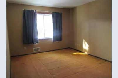 2870 Castleford Court, Woodbury, MN 55125 - Photo 13